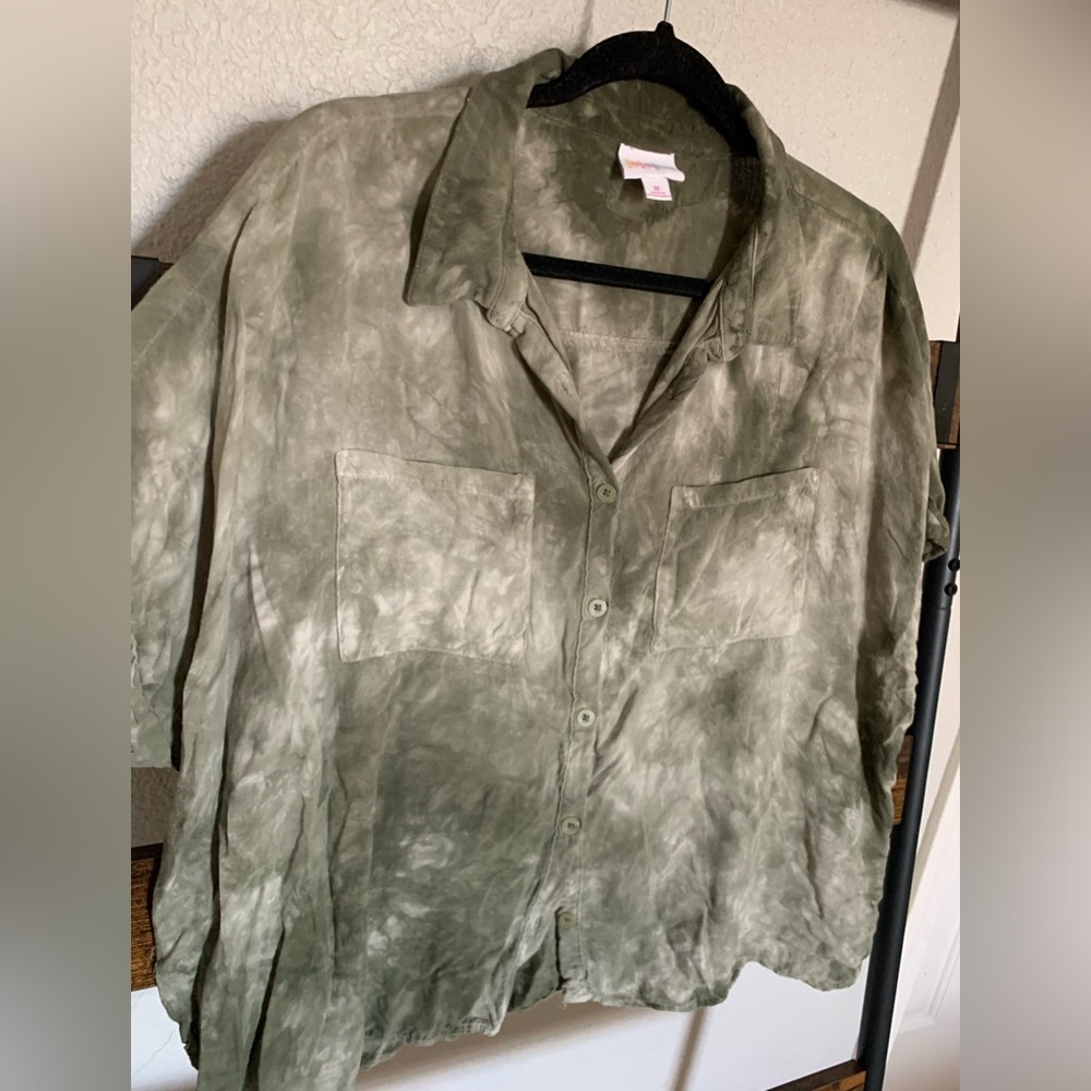 LulaRoe button down | M